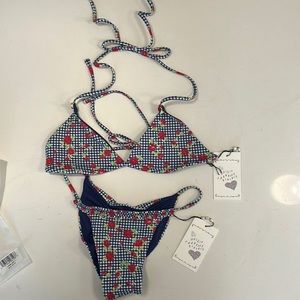 x GUIZIO Frankies Bikinis - Floral Bikini